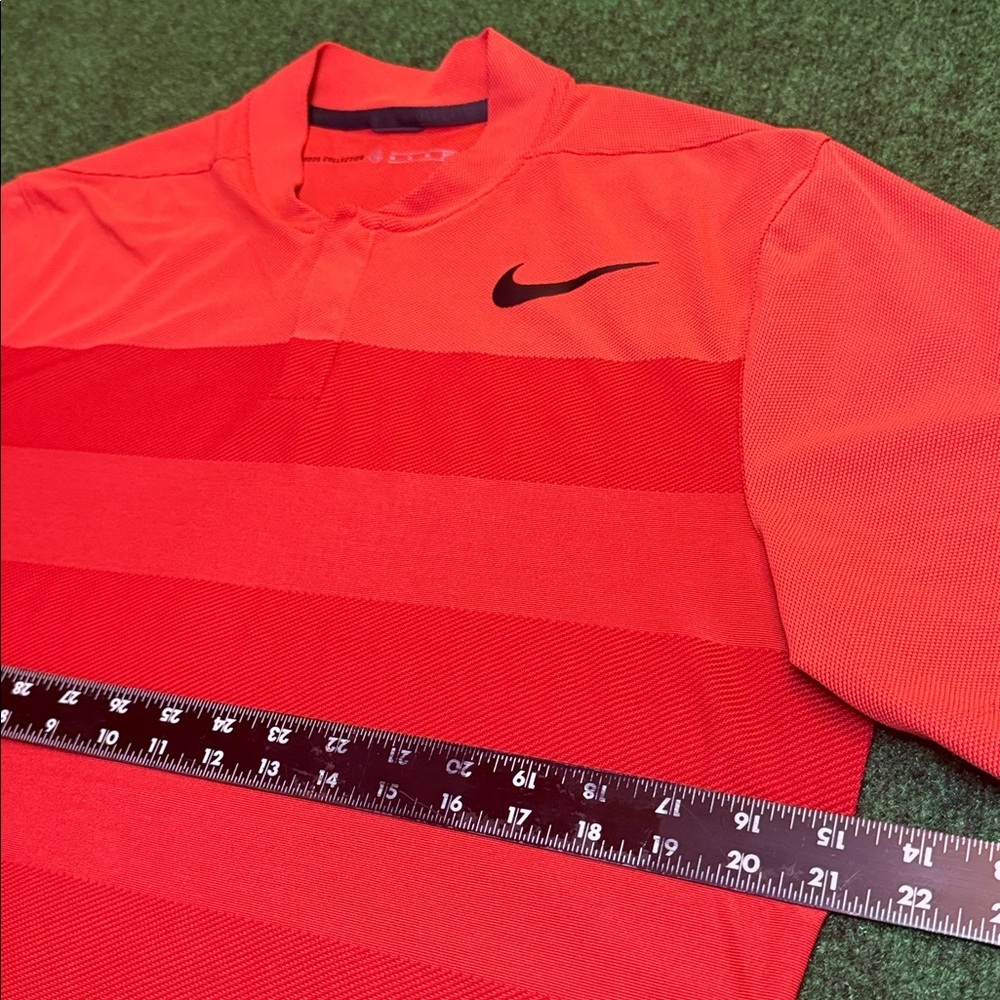 Tiger Woods by Nike Mock Neck Dri-Fit Polo (Orange & Burnt Orange / Size Medium)